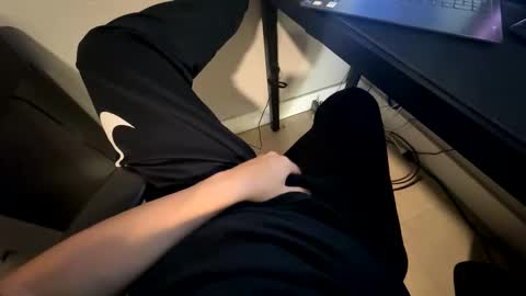 Milkme online show from 04.15.26