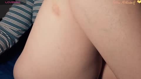 Snapshot of milkedmilf chatting on 06.21.26 milkedmilf online show from 06.21.26