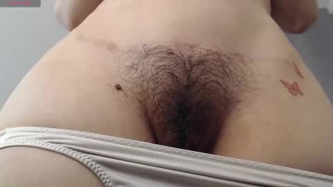 Snapshot of milker_amira chatting on 02.26.25 Amira online show from 02.26.25