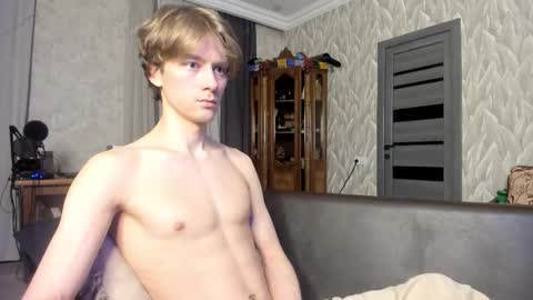 Isaac online show from 03.03.26