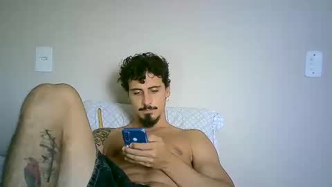 Snapshot of milkoffee chatting on 01.29.25 milkoffee online show from 01.29.25