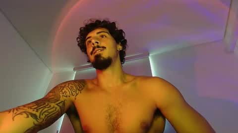 milkoffee online show from 04.08.26