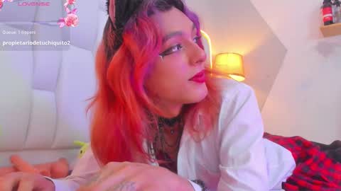 Snapshot of milkwhore1 chatting on 10.06.25 Michelle online show from 10.06.25