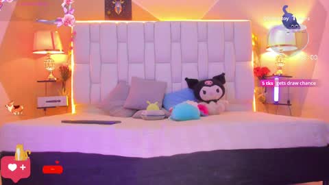 Snapshot of milkwhore1 chatting on 10.07.25 Michelle online show from 10.07.25