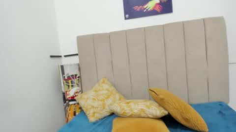 milky_candy_18 online show from 05.31.26