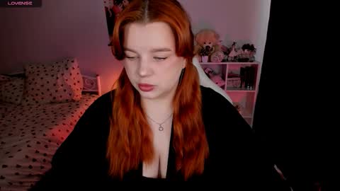 Lisa online show from 10.21.25