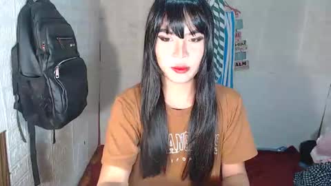 Snapshot of milkycumnel23 chatting on 10.02.25 NEL 23 online show from 10.02.25