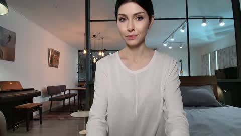 milla bella online show from 02.27.26