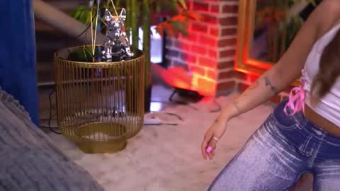 Milla online show from 10.26.25