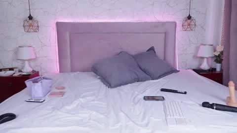 Snapshot of millabliss chatting on 03.12.25 MillaBliss online show from 03.12.25