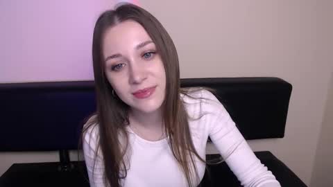 Milla online show from 11.24.25