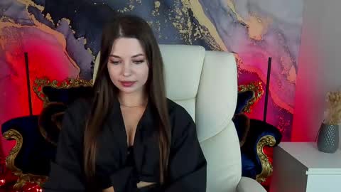 Snapshot of mille_joy chatting on 03.10.25 Mille online show from 03.10.25