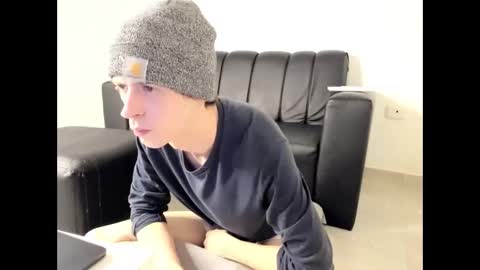 Snapshot of millerjdm chatting on 06.11.26 SlimnHungOH online show from 06.11.26
