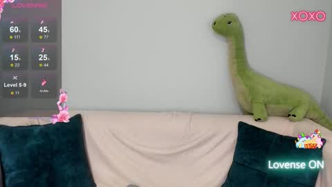 Snapshot of millibrooks chatting on 02.12.26 Milly online show from 02.12.26