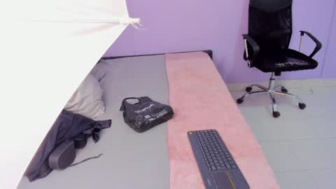 Millie online show from 04.03.26