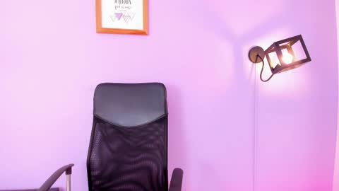 Millie online show from 04.12.26