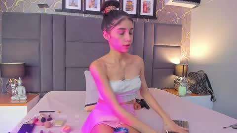 millie  online show from 04.05.26