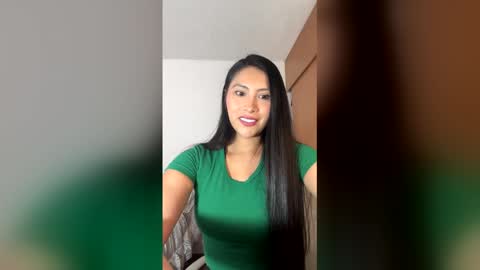 Snapshot of milly__taylorrr07 chatting on 05.17.26 milly__taylorrr07 online show from 05.17.26