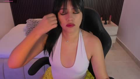 millyevans1 online show from 04.11.26