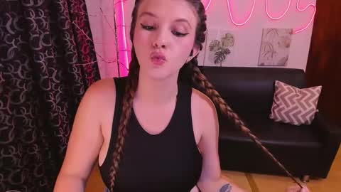 millysandlerr online show from 03.05.26