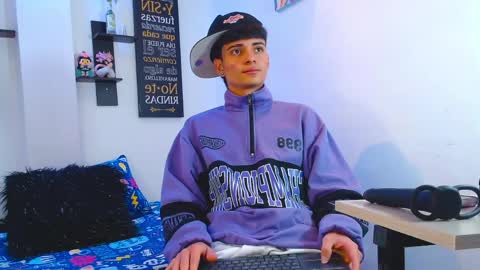 milo hot  online show from 04.09.26