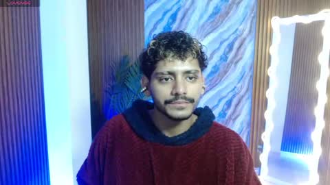 milo_tay online show from 04.11.26