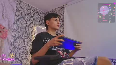 milo_tay1 online show from 04.09.26