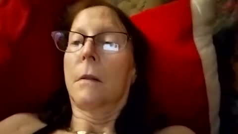 miloanj online show from 04.19.26