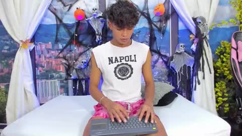 miltondelis online show from 10.24.25