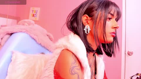 milu_carbajal_x online show from 04.11.26