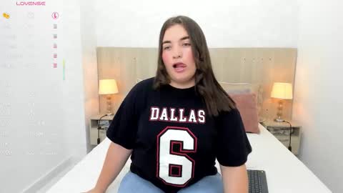 Milu Gomez online show from 01.11.26