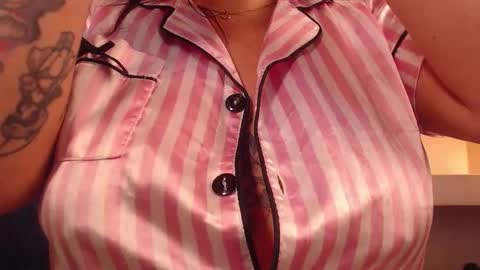 Milu Wallace  online show from 11.13.25