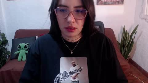 Milu Wallace  online show from 03.07.26