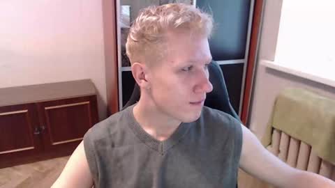 Snapshot of miluegin chatting on 02.05.25 Noah online show from 02.05.25