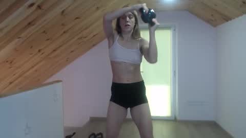 milusea online show from 10.26.25