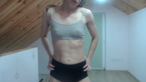 milusea online show from 10.28.25