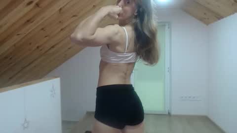 milusea online show from 11.11.25