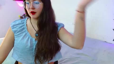 mily_baker online show from 10.02.25