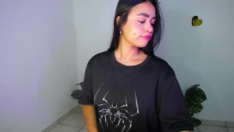 Mily Ortiz online show from 03.26.26