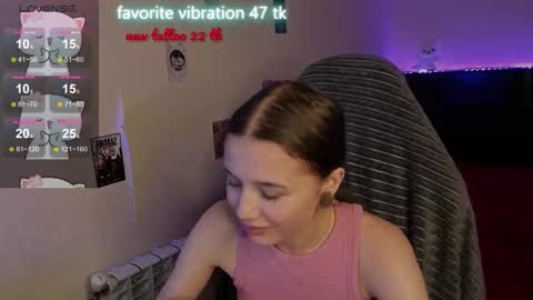 Snapshot of milyamess chatting on 11.11.25 Emily online show from 11.11.25