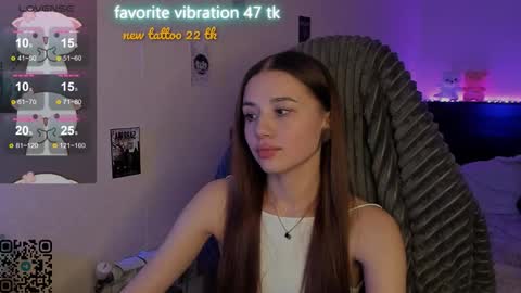 Snapshot of milyamess chatting on 11.25.25 Emily online show from 11.25.25