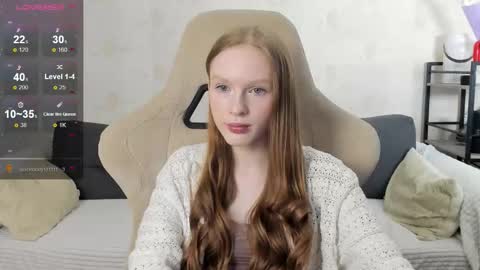 Snapshot of milymi_ chatting on 10.24.25 Milena and Jasper online show from 10.24.25