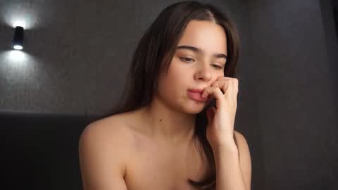 Snapshot of milyyclaars chatting on 02.13.26 Linda online show from 02.13.26