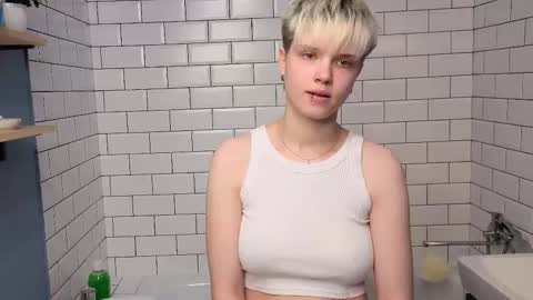 Sonya online show from 10.21.25