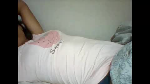 Snapshot of mimisexy295320 chatting on 01.15.25 mimisexy295320 online show from 01.15.25