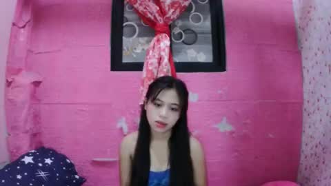 mimiyolove online show from 09.18.25