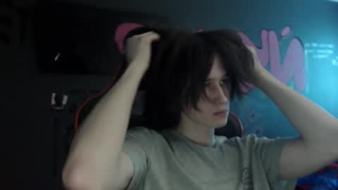 Max online show from 11.26.25