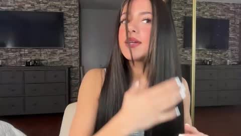 Mina online show from 02.18.26