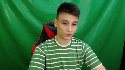 minato_kono online show from 09.10.25