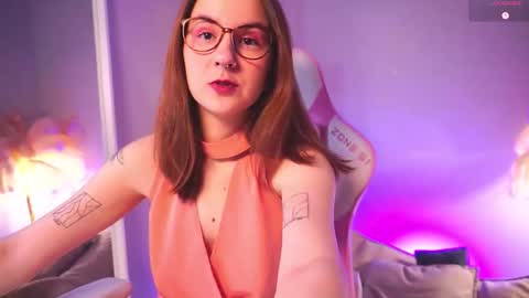 Snapshot of mind__game chatting on 02.01.26 Frances Next streams Thu Fri Sat 8am - 4pm GMT3 online show from 02.01.26